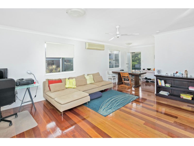 4 St Andrews Avenue, Birkdale QLD 4159