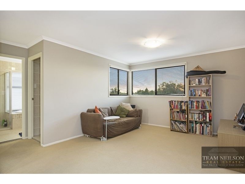 11 Lookout Court, Victoria Point QLD 4165