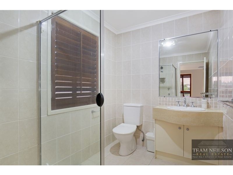 11 Lookout Court, Victoria Point QLD 4165