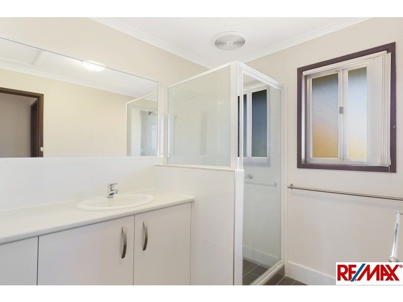 11 Danielle Street, Cleveland QLD 4163