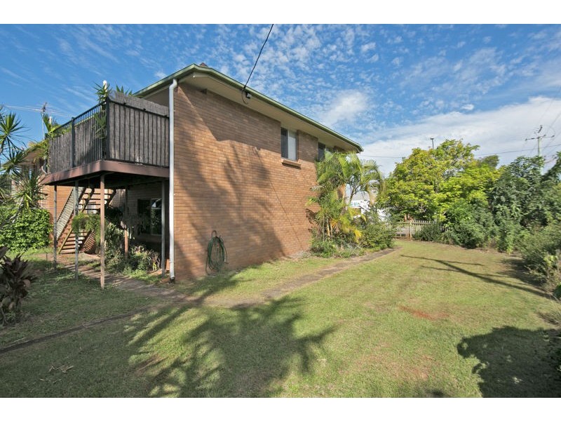 Units 1&2/ 19 Dundas Street East, Ormiston QLD 4160