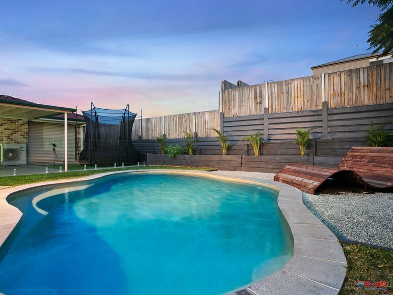 71 Hailey Drive, Birkdale QLD 4159