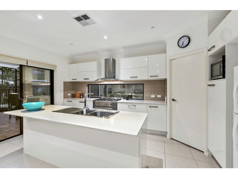 14 Eric Street, Thorneside QLD 4158