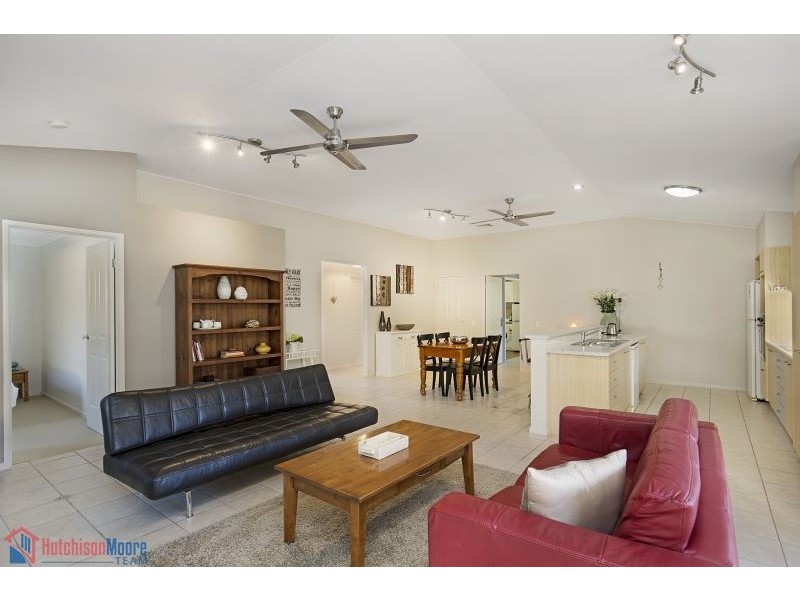 11 Doncaster Place, Alexandra Hills QLD 4161