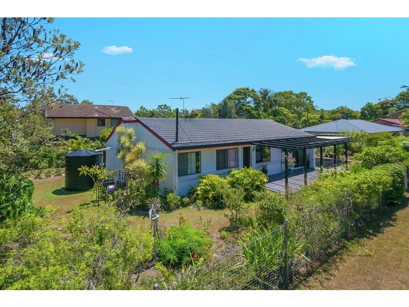 6 Waratah Avenue, Victoria Point QLD 4165