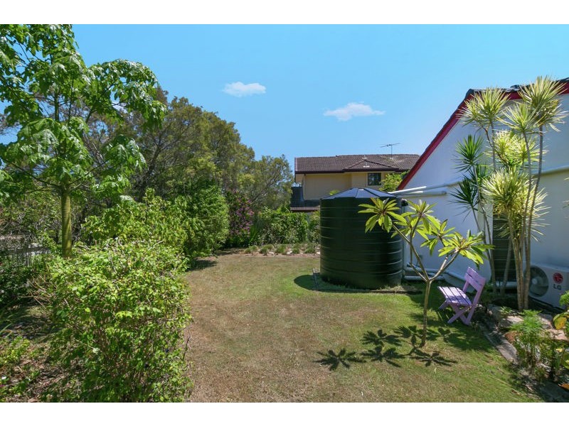 6 Waratah Avenue, Victoria Point QLD 4165