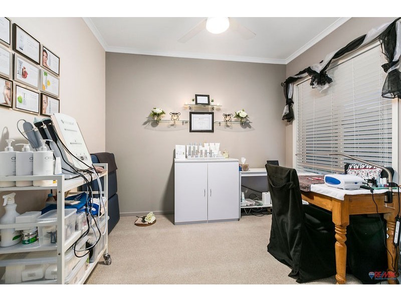 15 Classic Court, Alexandra Hills QLD 4161