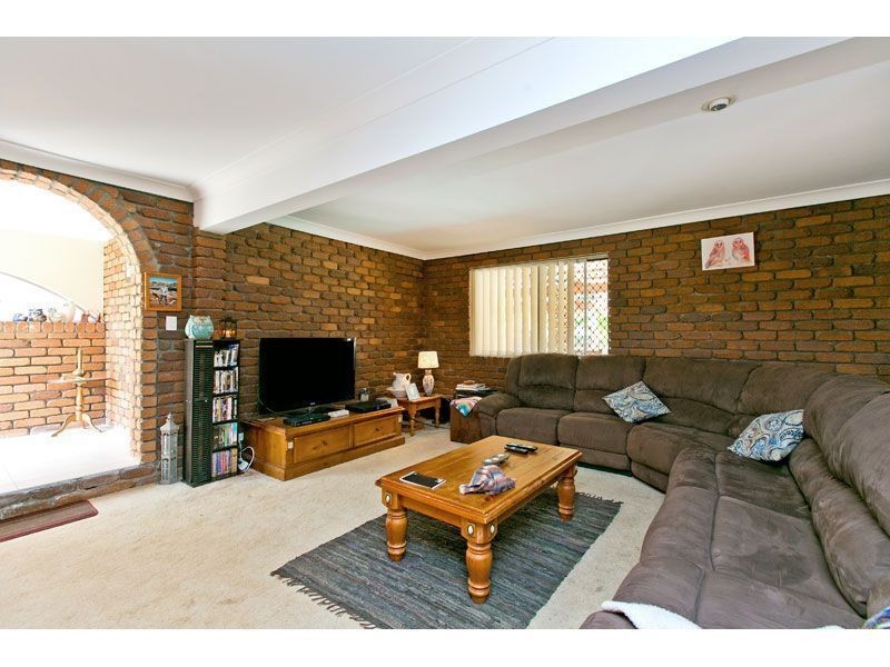 26 Marine Street (145 Cane Street), Redland Bay QLD 4165