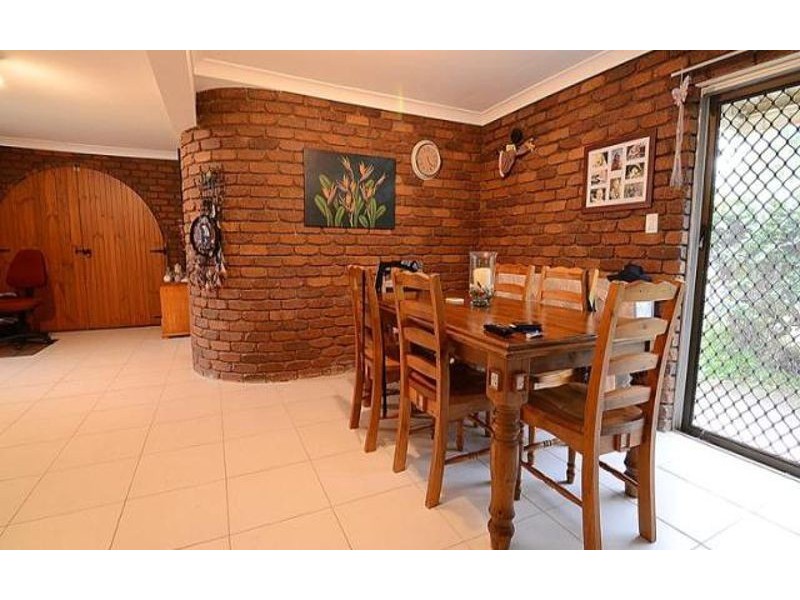 26 Marine Street (145 Cane Street), Redland Bay QLD 4165