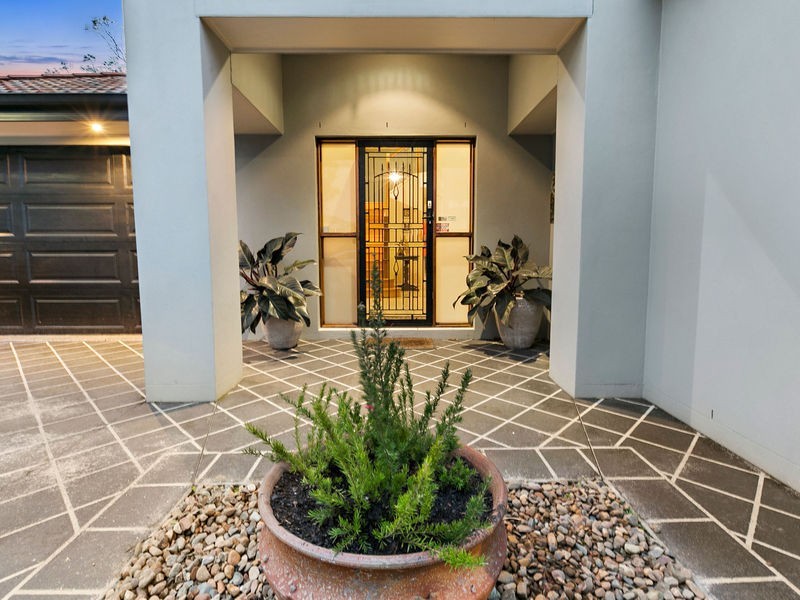 2 CARMAY CLOSE, Thornlands QLD 4164