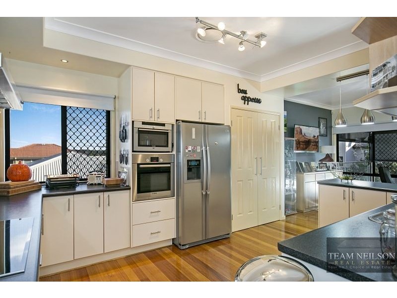 17 Hayman Street, Redland Bay QLD 4165