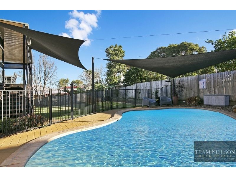 17 Hayman Street, Redland Bay QLD 4165