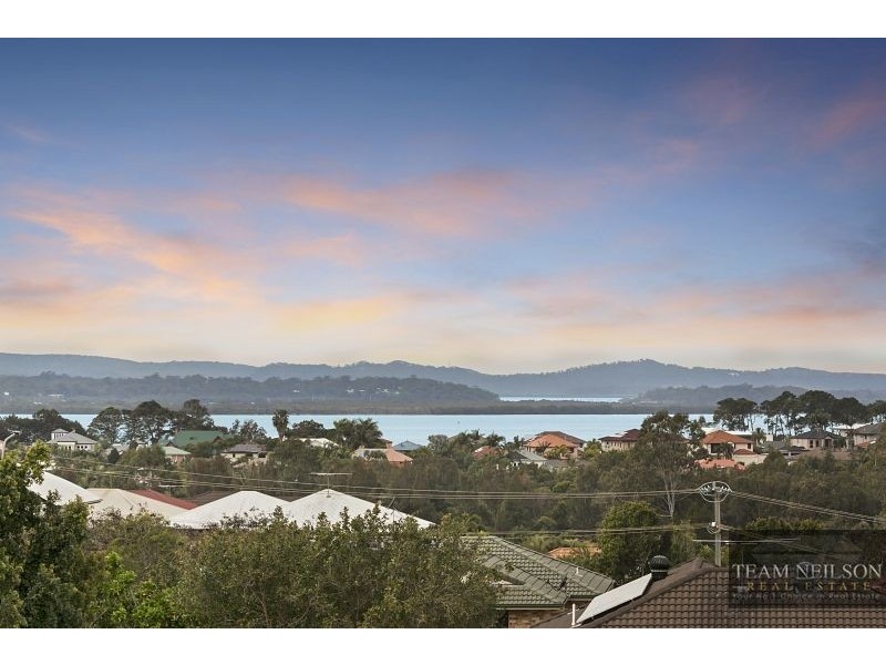 17 Hayman Street, Redland Bay QLD 4165