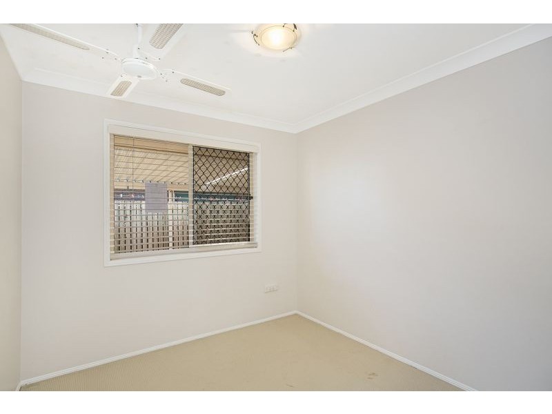 27 Fairway Drive, Redland Bay QLD 4165