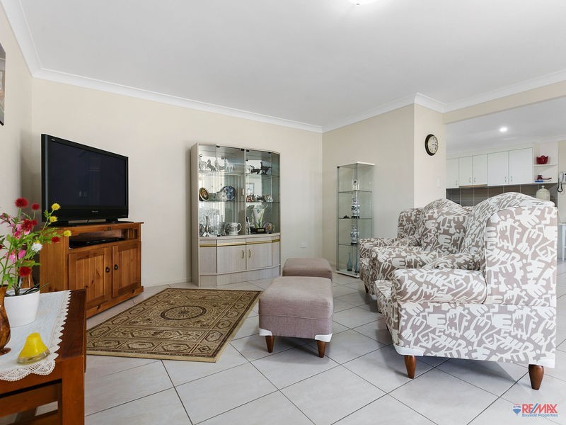 10 Scampi Place, Redland Bay QLD 4165