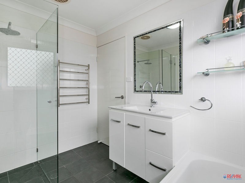 2 Leah Court, Wellington Point QLD 4160