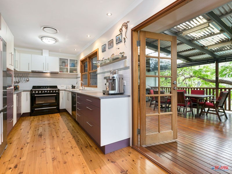 45 Barron Road, Birkdale QLD 4159