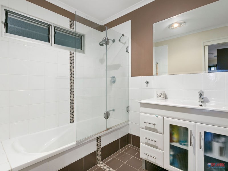 45 Barron Road, Birkdale QLD 4159