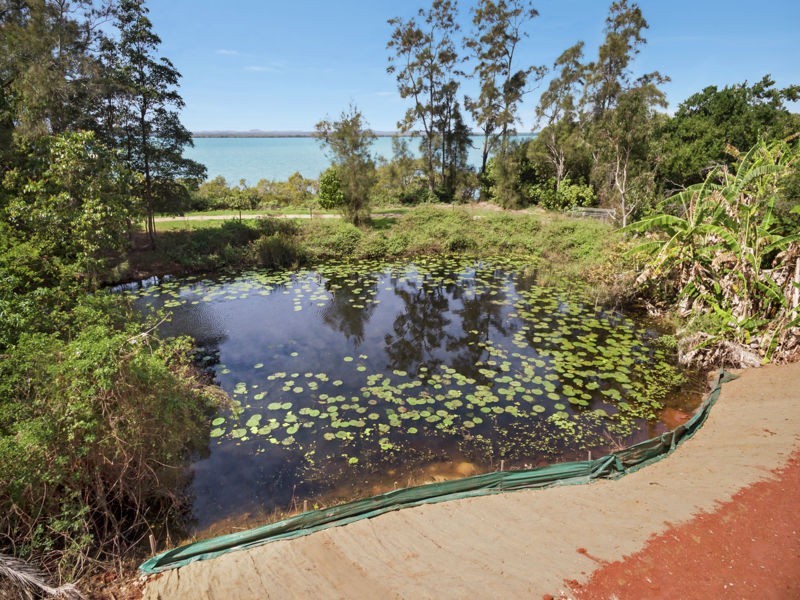 24 Wilson Esplanade, Redland Bay QLD 4165
