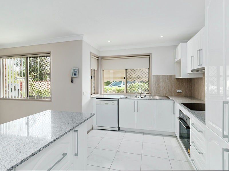 27 Queenscourt Road, Alexandra Hills QLD 4161