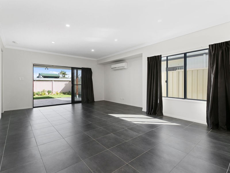 2A BRIMBLECOMBE STREET, Victoria Point QLD 4165
