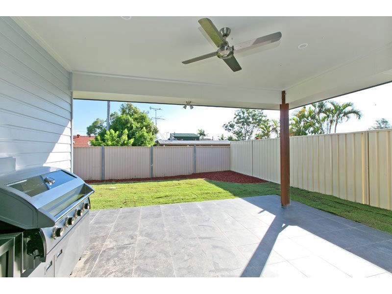 2A BRIMBLECOMBE STREET, Victoria Point QLD 4165