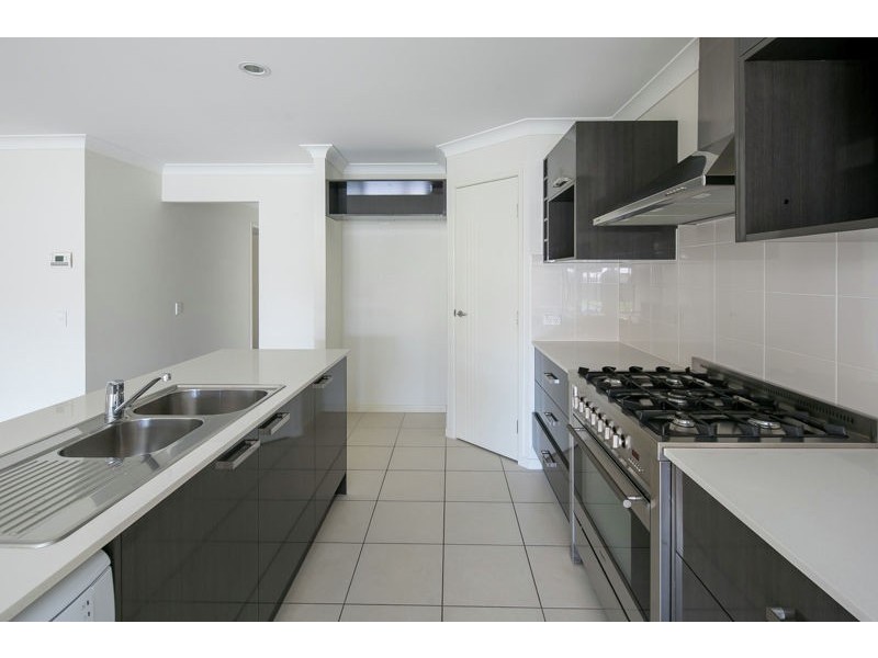 10 Harpullia Close, Victoria Point QLD 4165