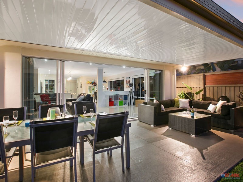 32 Pentecost Place, Redland Bay QLD 4165