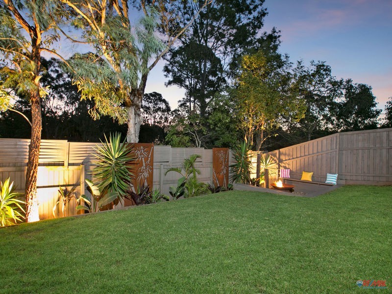 32 Pentecost Place, Redland Bay QLD 4165