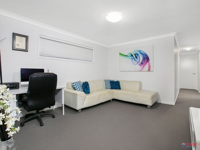 32 Pentecost Place, Redland Bay QLD 4165