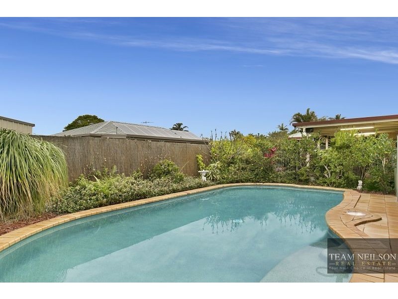 2 PARKLANDS COURT, Victoria Point QLD 4165