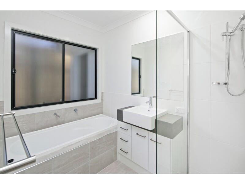 35 Daveson Road, Capalaba QLD 4157