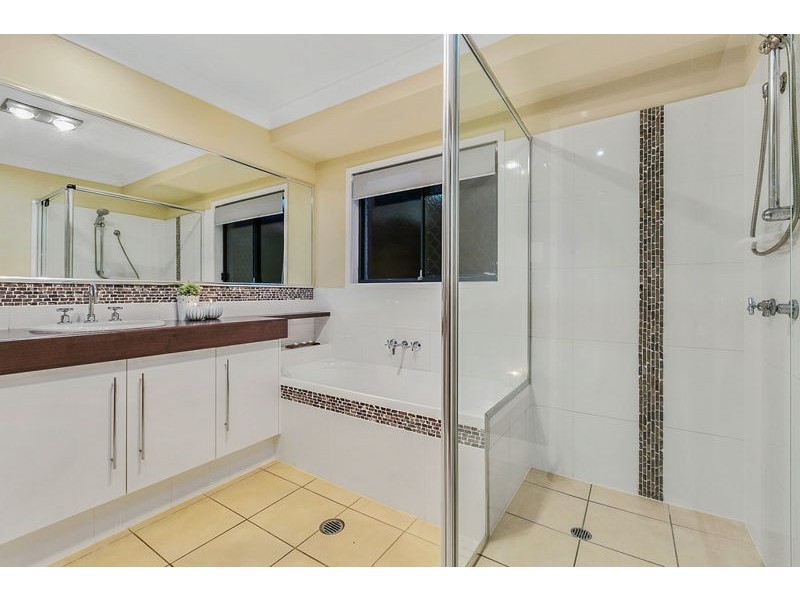 25 Creekwood Street, Victoria Point QLD 4165