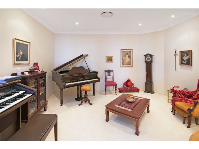 14 Mallan Terrace, Birkdale QLD 4159