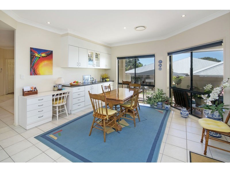 14 Mallan Terrace, Birkdale QLD 4159