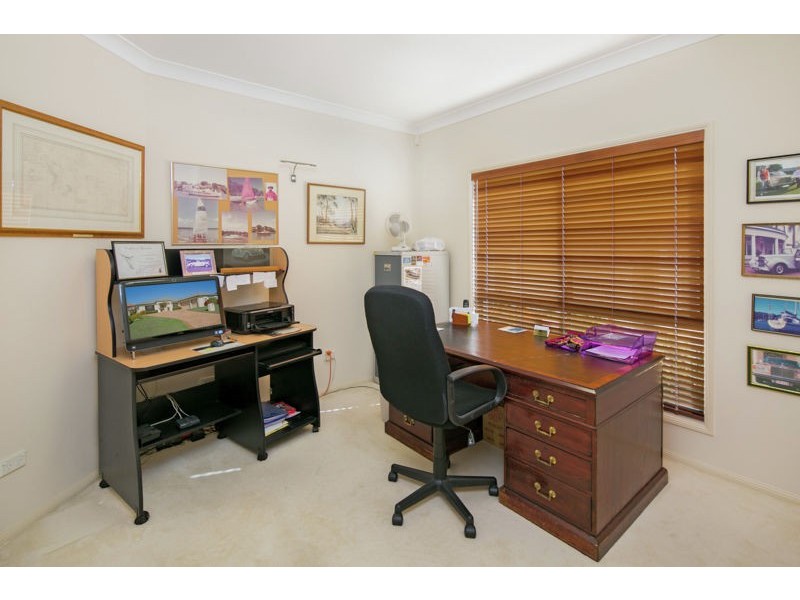 14 Mallan Terrace, Birkdale QLD 4159