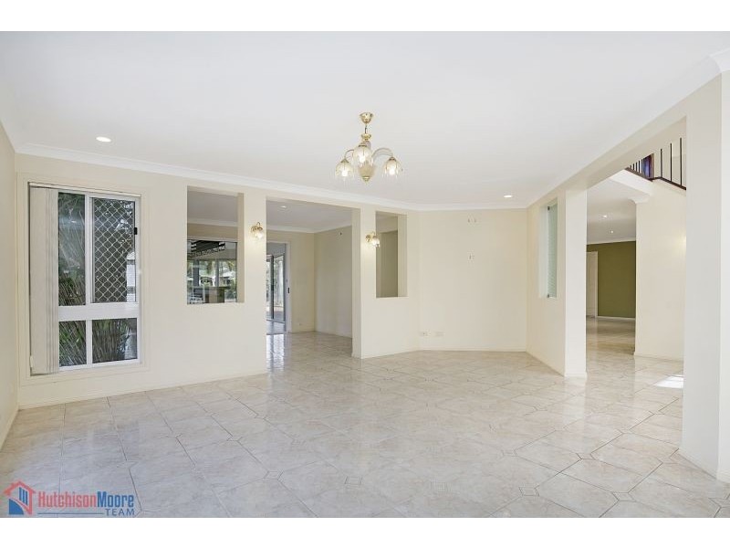 4 Boom Crt, Birkdale QLD 4159