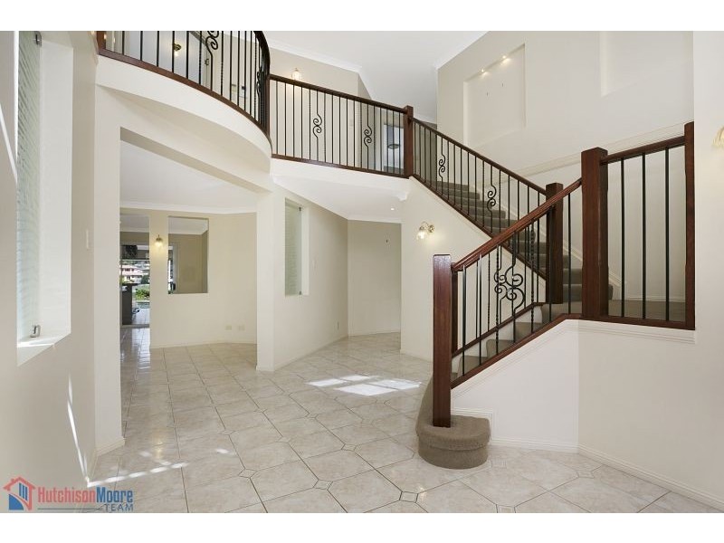 4 Boom Crt, Birkdale QLD 4159