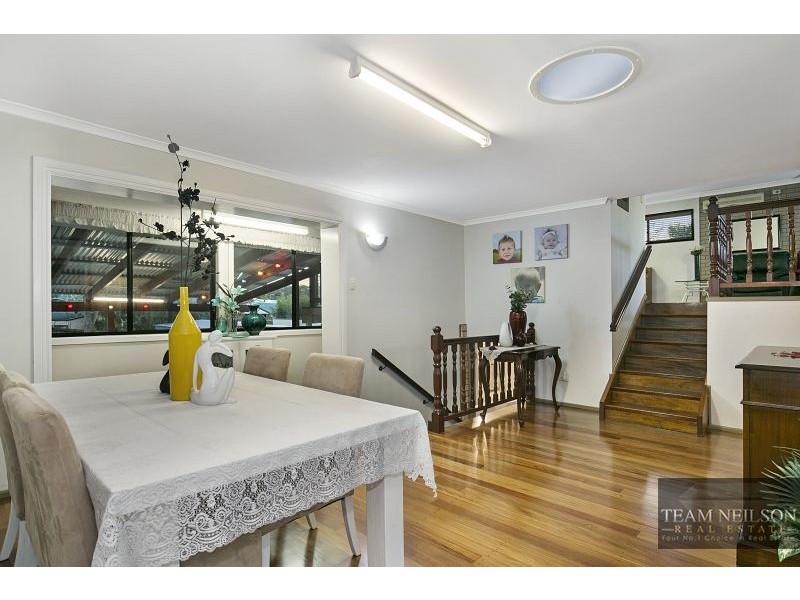 3 Azalea Street, Redland Bay QLD 4165