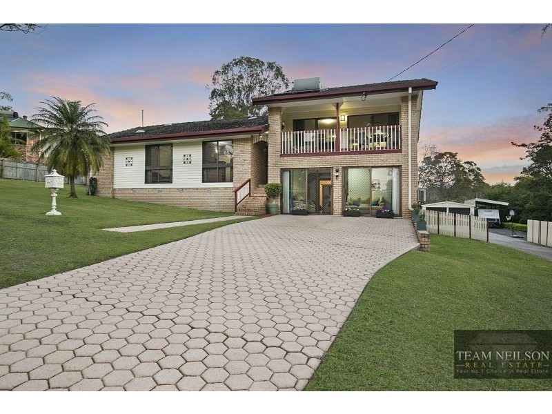 3 Azalea Street, Redland Bay QLD 4165