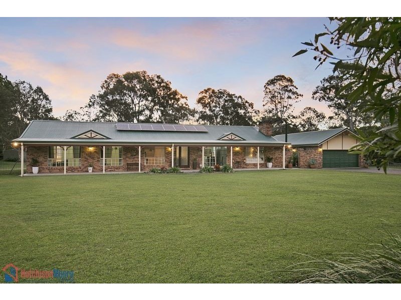 19 Tipuana Drive, Capalaba QLD 4157