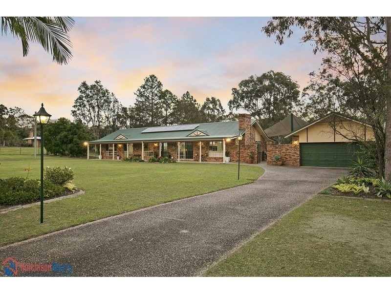 19 Tipuana Drive, Capalaba QLD 4157