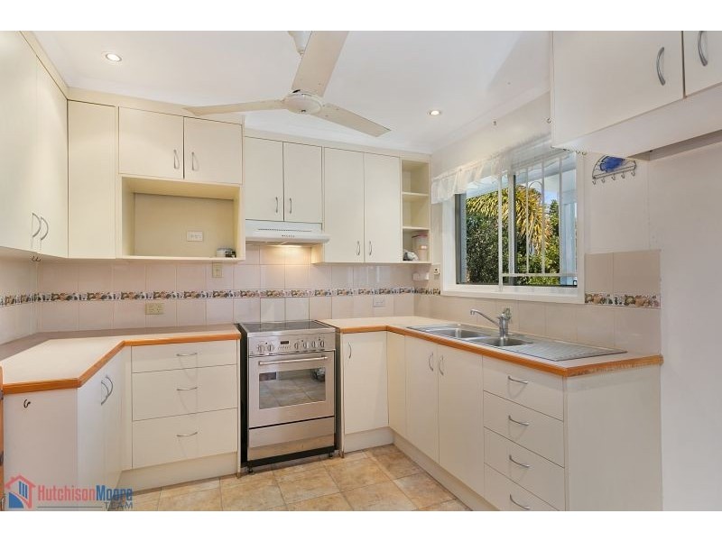 19 Drevesen Avenue, Cleveland QLD 4163