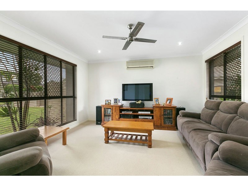 4 Hayman Street, Redland Bay QLD 4165