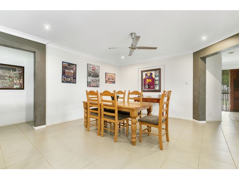 4 Hayman Street, Redland Bay QLD 4165