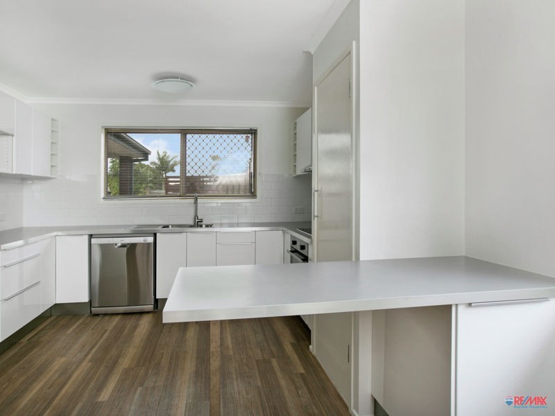 207 Dart Street, Redland Bay QLD 4165