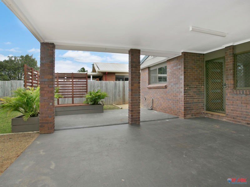 207 Dart Street, Redland Bay QLD 4165