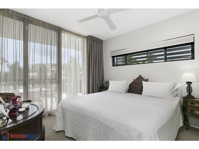 2/29 Shore Street East, Cleveland QLD 4163
