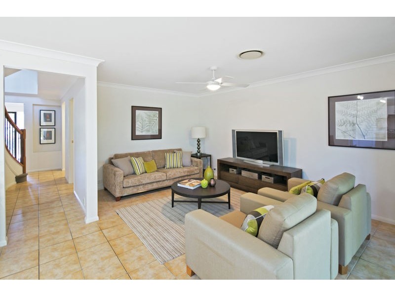 1 Panorama Court, Redland Bay QLD 4165