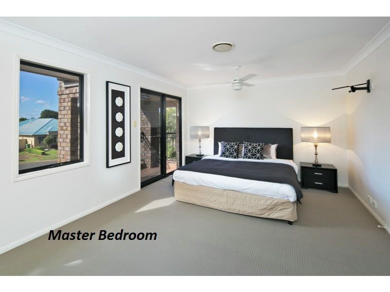 1 Panorama Court, Redland Bay QLD 4165